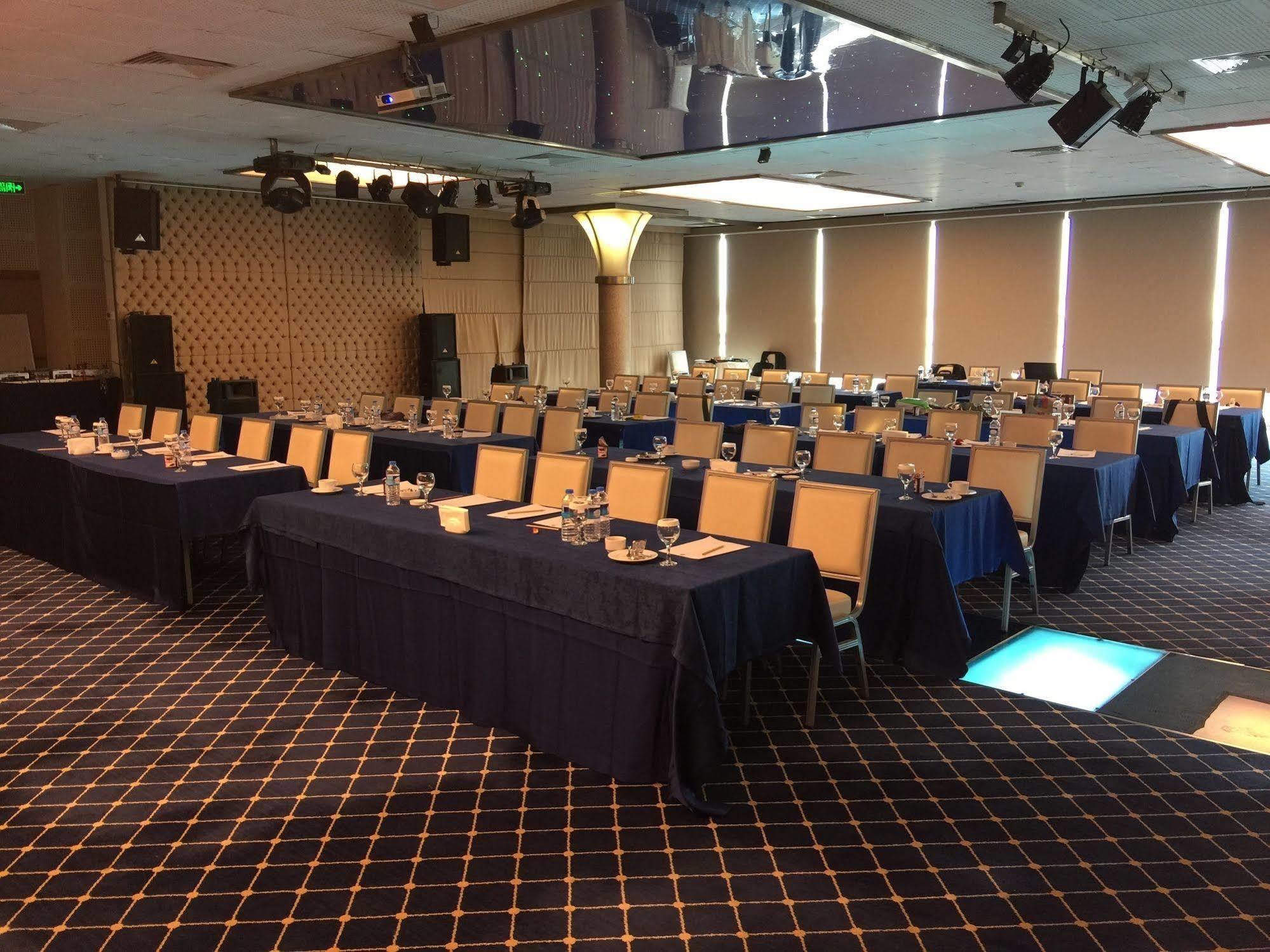 Karaca Hotel 4*