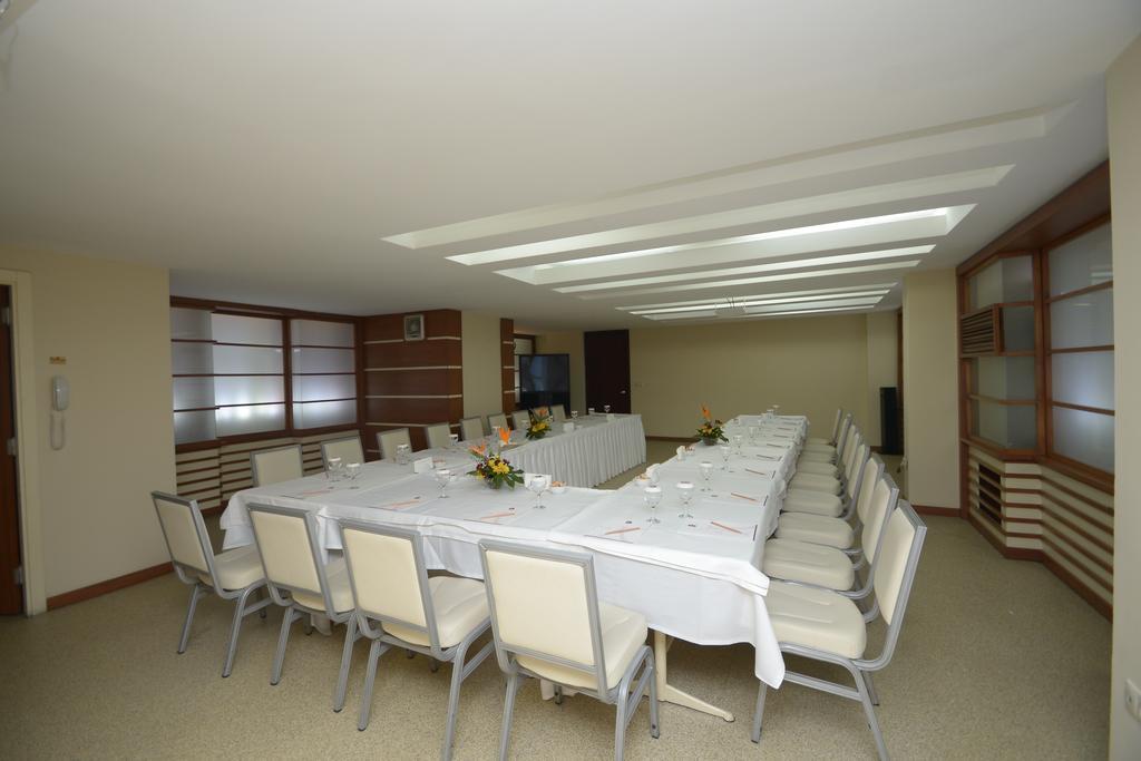 Karaca 4* İzmir